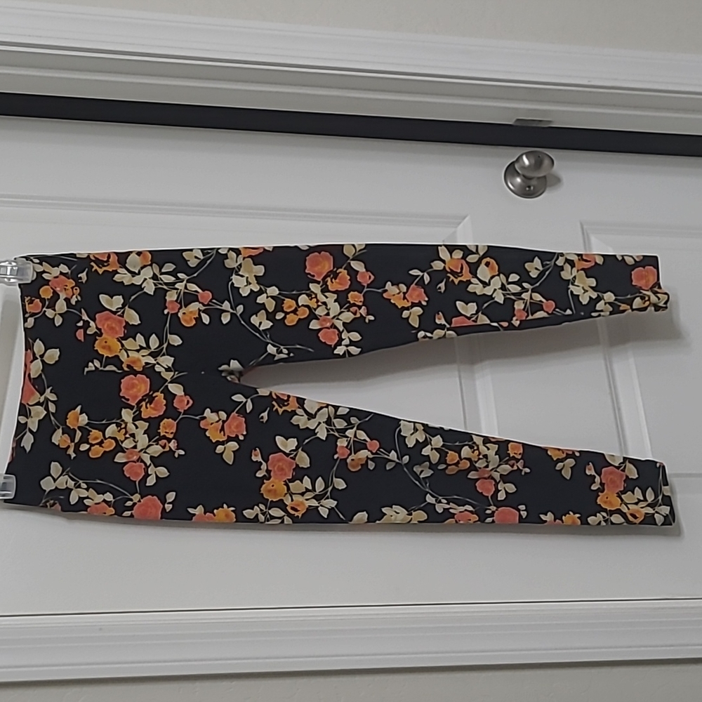 LuLaRoe floral leggings One Size